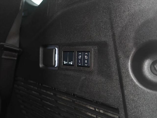 2025 GMC Yukon 4WD Denali