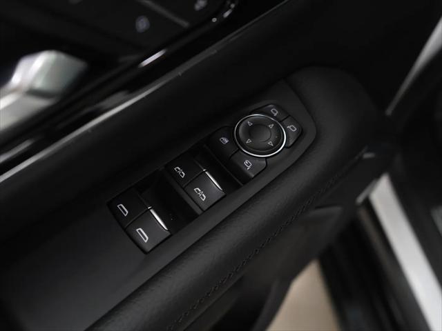 2025 GMC Yukon 4WD Denali