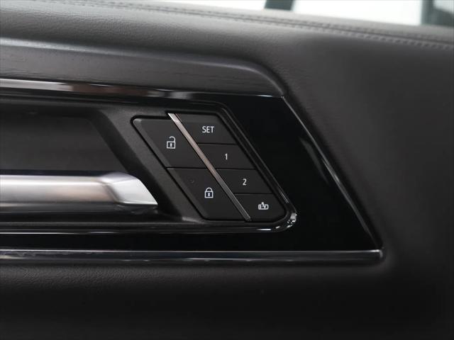 2025 GMC Yukon 4WD Denali