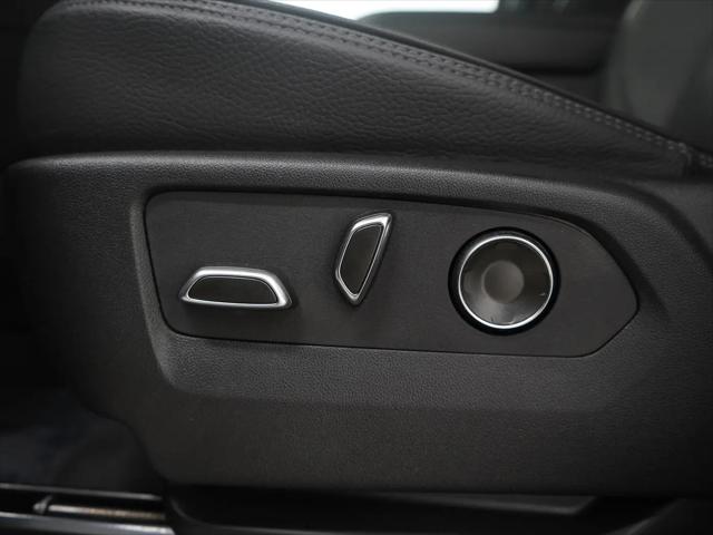 2025 GMC Yukon 4WD Denali
