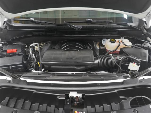 2025 GMC Yukon 4WD Denali