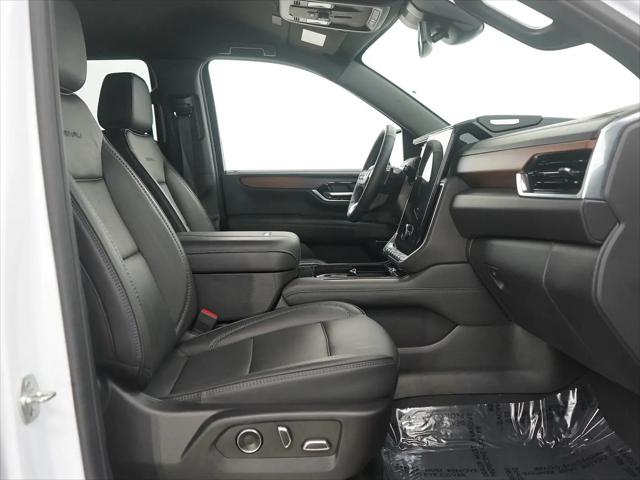 2025 GMC Yukon 4WD Denali