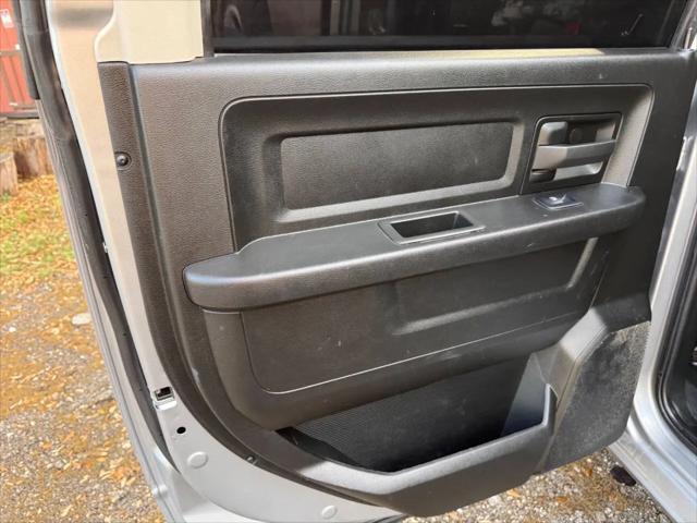 2022 Ram 1500 Classic Tradesman Crew Cab 4x2 5'7" Box
