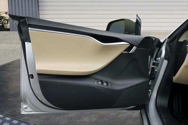 2013 Tesla Model S Standard