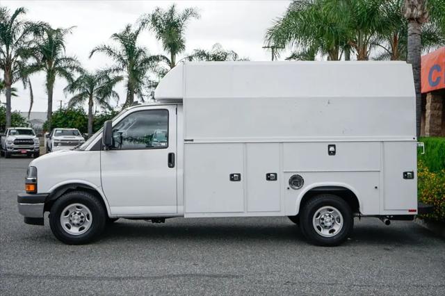 2021 Chevrolet Express Cutaway Work Van