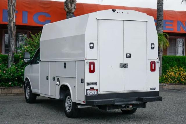 2021 Chevrolet Express Cutaway Work Van