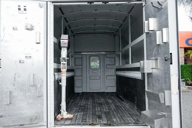 2021 Chevrolet Express Cutaway Work Van