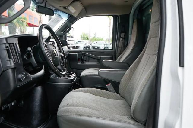 2021 Chevrolet Express Cutaway Work Van