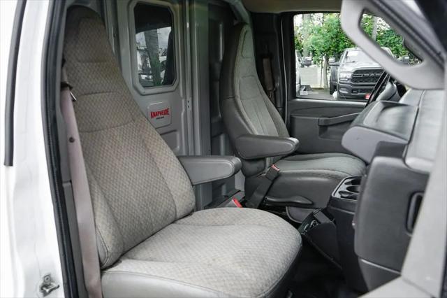 2021 Chevrolet Express Cutaway Work Van