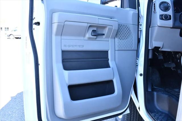 2027 Ford E-Series Cutaway E-Series Cutaway