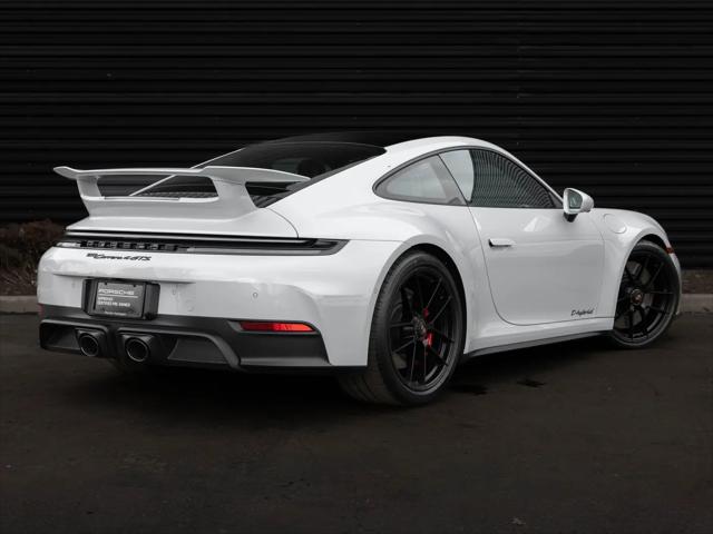 2026 Porsche 911 Carrera 4 GTS