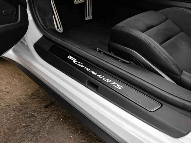 2026 Porsche 911 Carrera 4 GTS