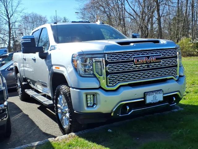 2022 GMC Sierra 2500HD 4WD Crew Cab Standard Bed Denali