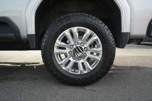 2022 GMC Sierra 2500HD 4WD Crew Cab Standard Bed Denali