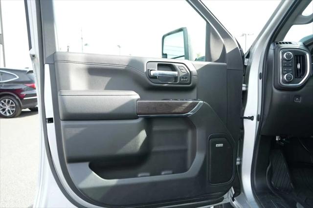 2022 GMC Sierra 2500HD 4WD Crew Cab Standard Bed Denali
