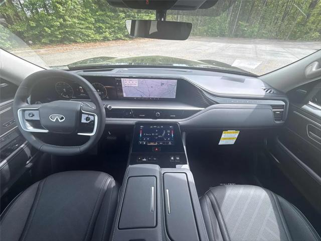 2026 INFINITI QX80 LUXE AWD