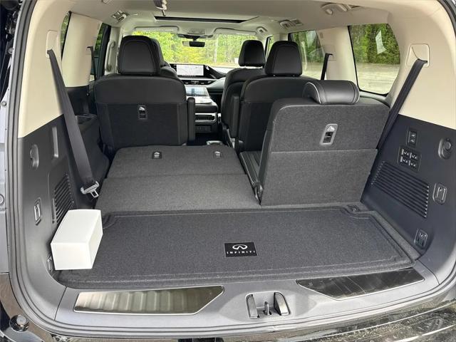 2026 INFINITI QX80 LUXE AWD