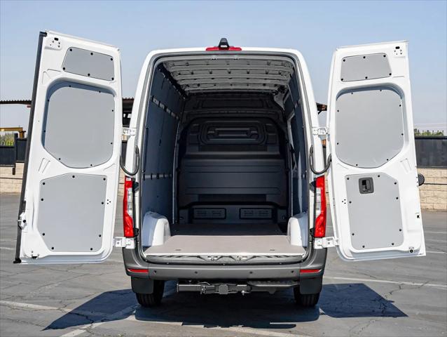 2026 Mercedes-Benz Sprinter 2500 Standard Roof 4-Cyl Diesel HO