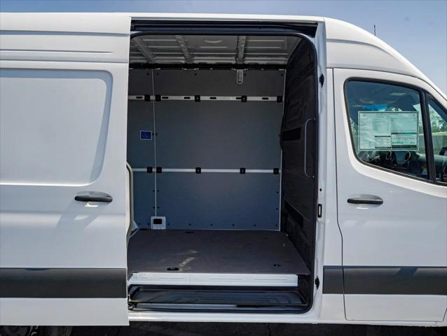 2026 Mercedes-Benz Sprinter 2500 Standard Roof 4-Cyl Diesel HO