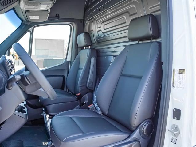 2026 Mercedes-Benz Sprinter 2500 Standard Roof 4-Cyl Diesel HO