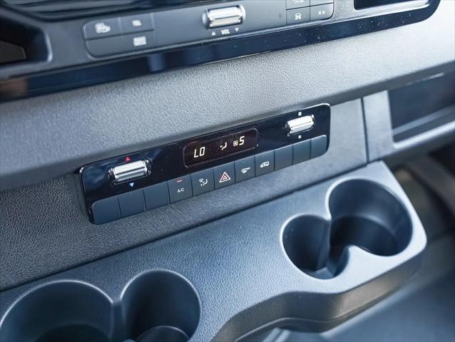 2026 Mercedes-Benz Sprinter 2500 Standard Roof 4-Cyl Diesel HO
