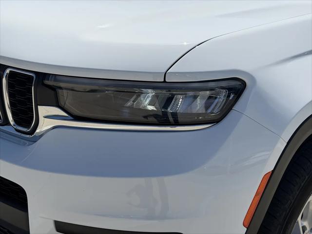 2025 Jeep Grand Cherokee L Laredo 4x4