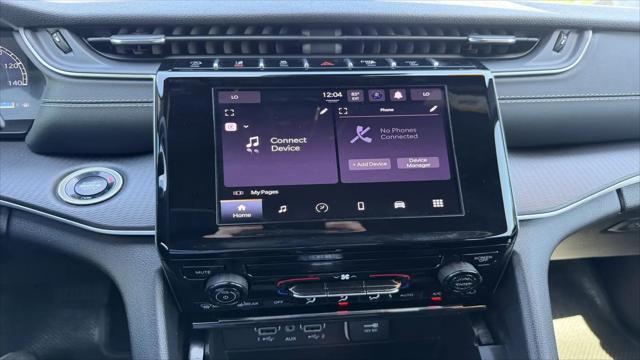2025 Jeep Grand Cherokee L Laredo 4x4