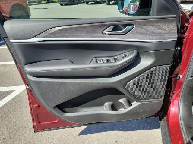 2026 Jeep Grand Cherokee Altitude 4x2