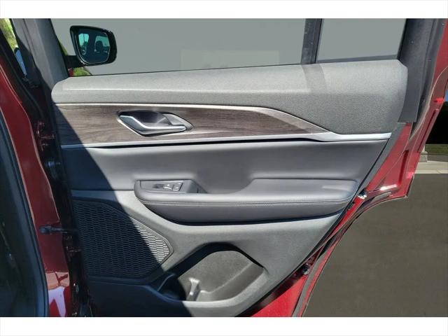 2026 Jeep Grand Cherokee Altitude 4x2