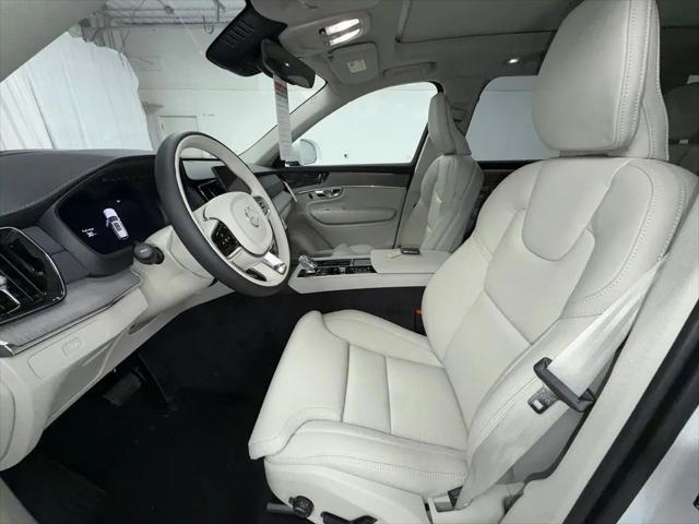 2026 Volvo XC90 Ultra, B6 AWD Gas (mild hybrid), Gasoline, Bright, 7 Seats