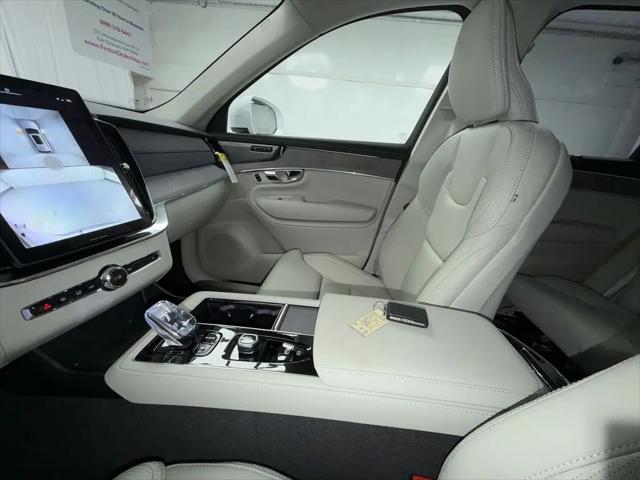 2026 Volvo XC90 Ultra, B6 AWD Gas (mild hybrid), Gasoline, Bright, 7 Seats