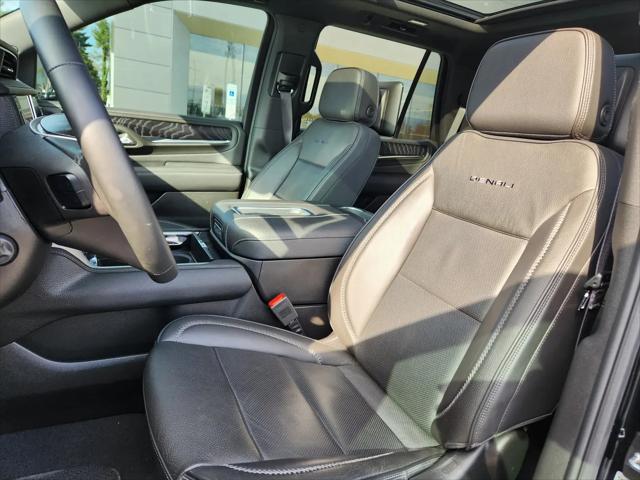 2023 GMC Yukon 4WD Denali