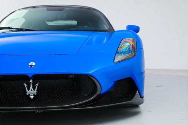 2022 Maserati C20 Standard