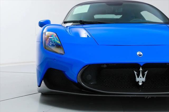 2022 Maserati C20 Standard