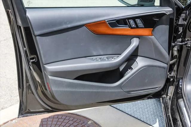 2023 Audi A4 Premium 40 TFSI quattro S tronic
