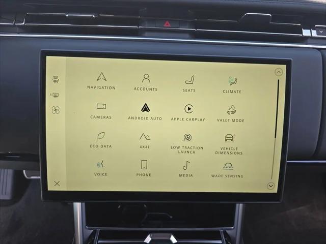 2026 Land Rover Range Rover P400 SE 7 Seat