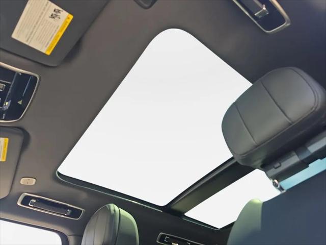 2026 Land Rover Range Rover P400 SE 7 Seat