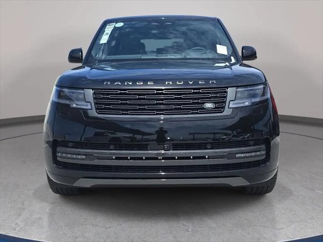 2026 Land Rover Range Rover P400 SE 7 Seat