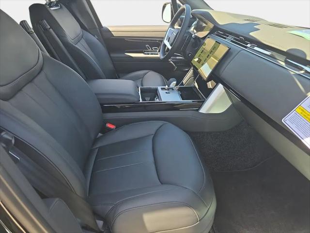 2026 Land Rover Range Rover P400 SE 7 Seat