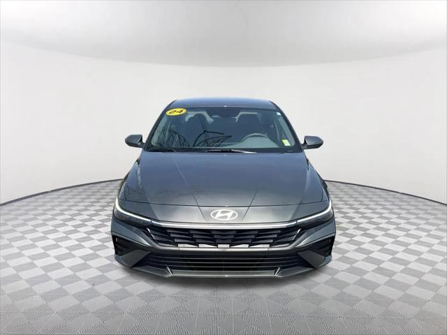 2024 Hyundai Elantra SE