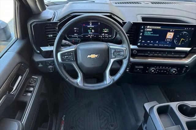 2025 Chevrolet Silverado 2500HD 4WD Crew Cab Standard Bed LT