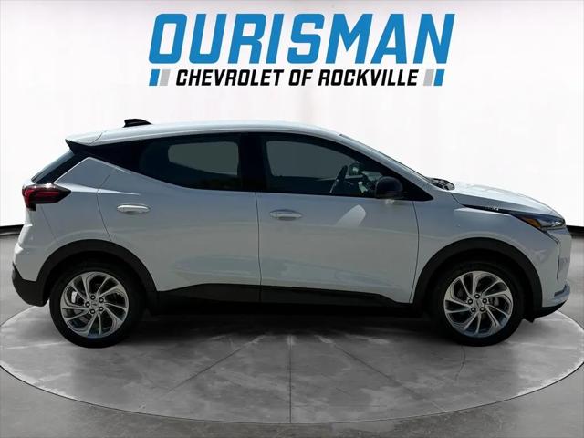 2027 Chevrolet Bolt LT FWD