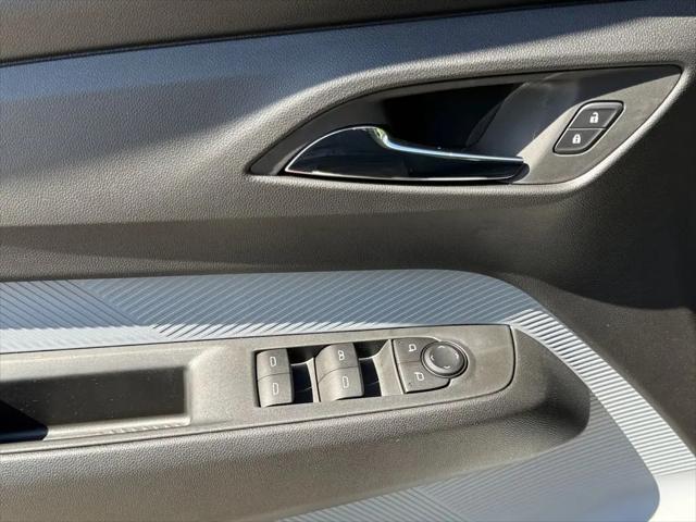 2027 Chevrolet Bolt LT FWD