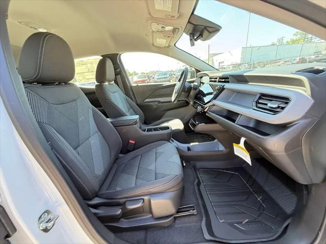 2027 Chevrolet Bolt LT FWD