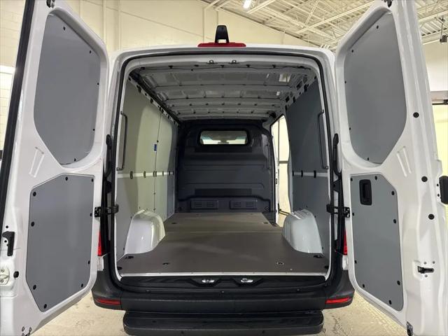 2026 Mercedes-Benz Sprinter 2500 Standard Roof 4-Cyl Diesel