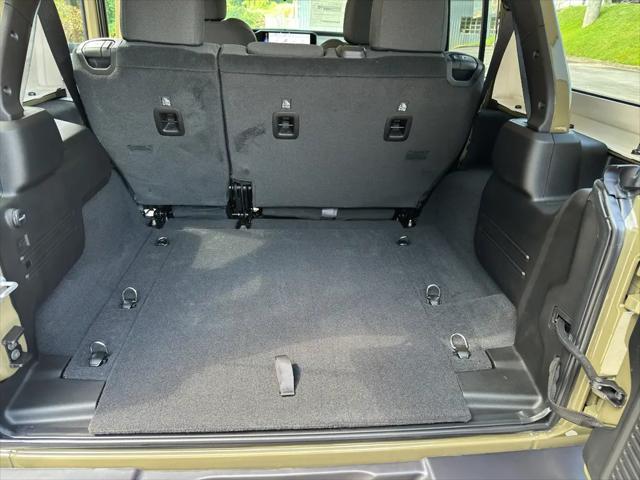 2025 Jeep Wrangler 4-Door Willys 4x4