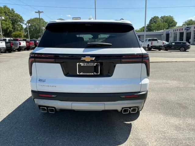 2026 Chevrolet Traverse FWD LT
