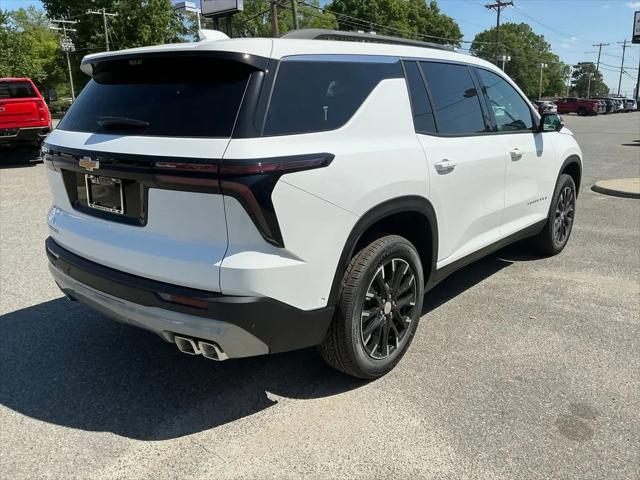 2026 Chevrolet Traverse FWD LT
