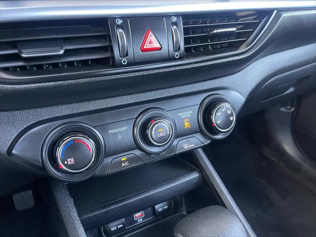 2022 Kia Forte LXS