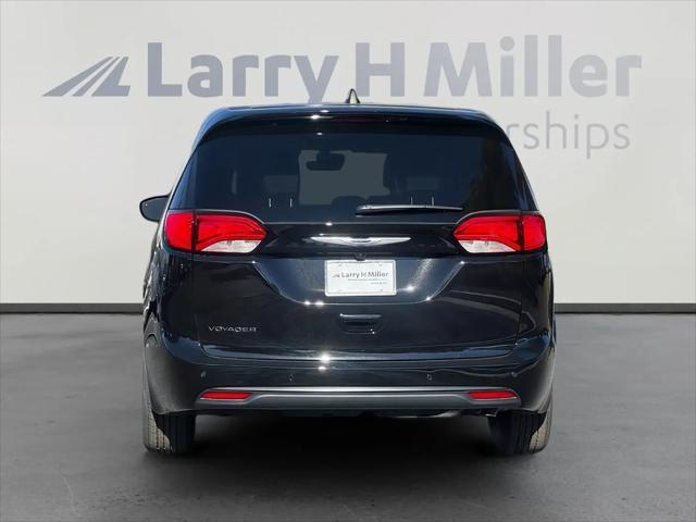 2026 Chrysler Voyager LX